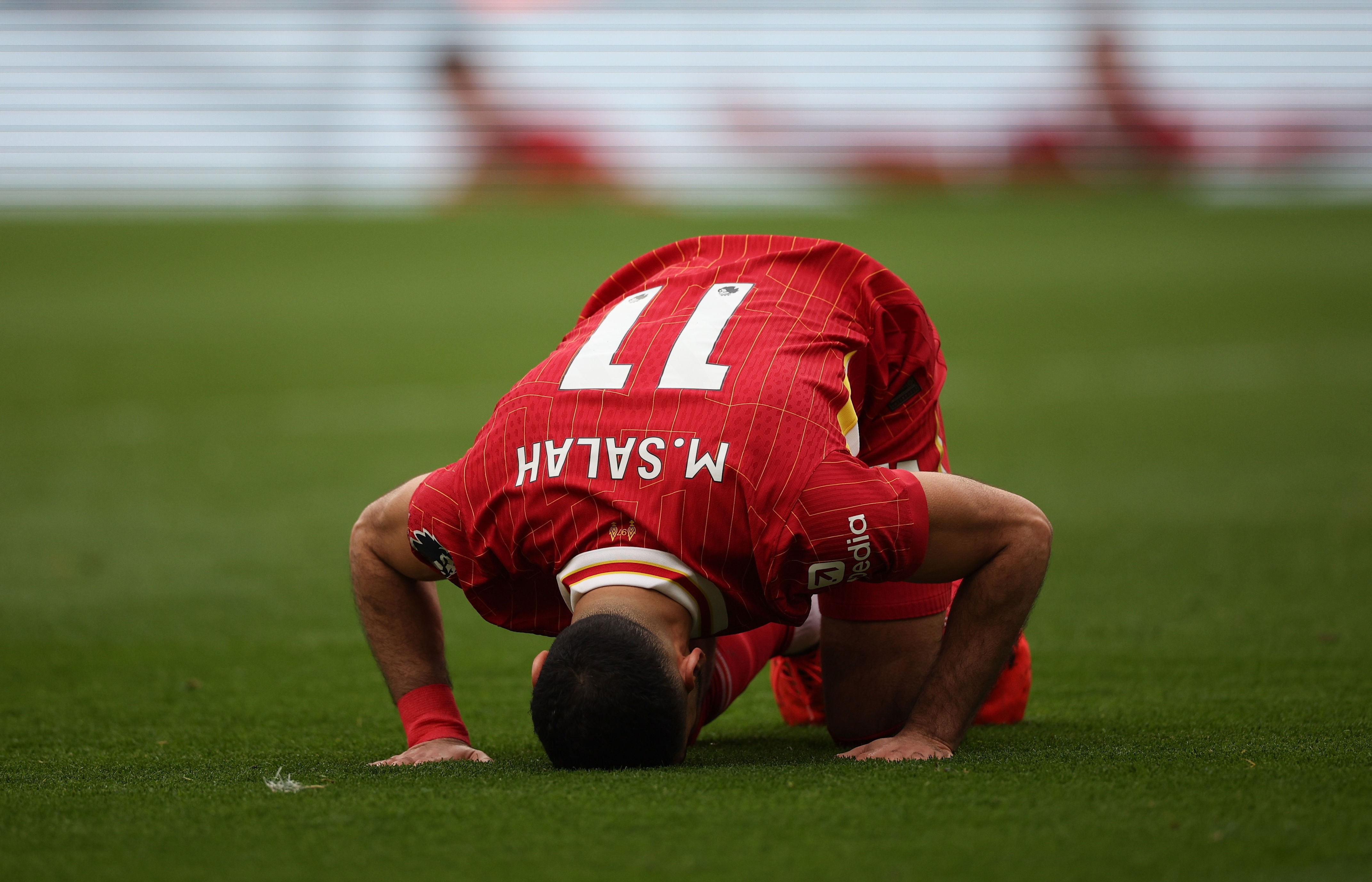 tenan, 茨来建队, 并在进攻端